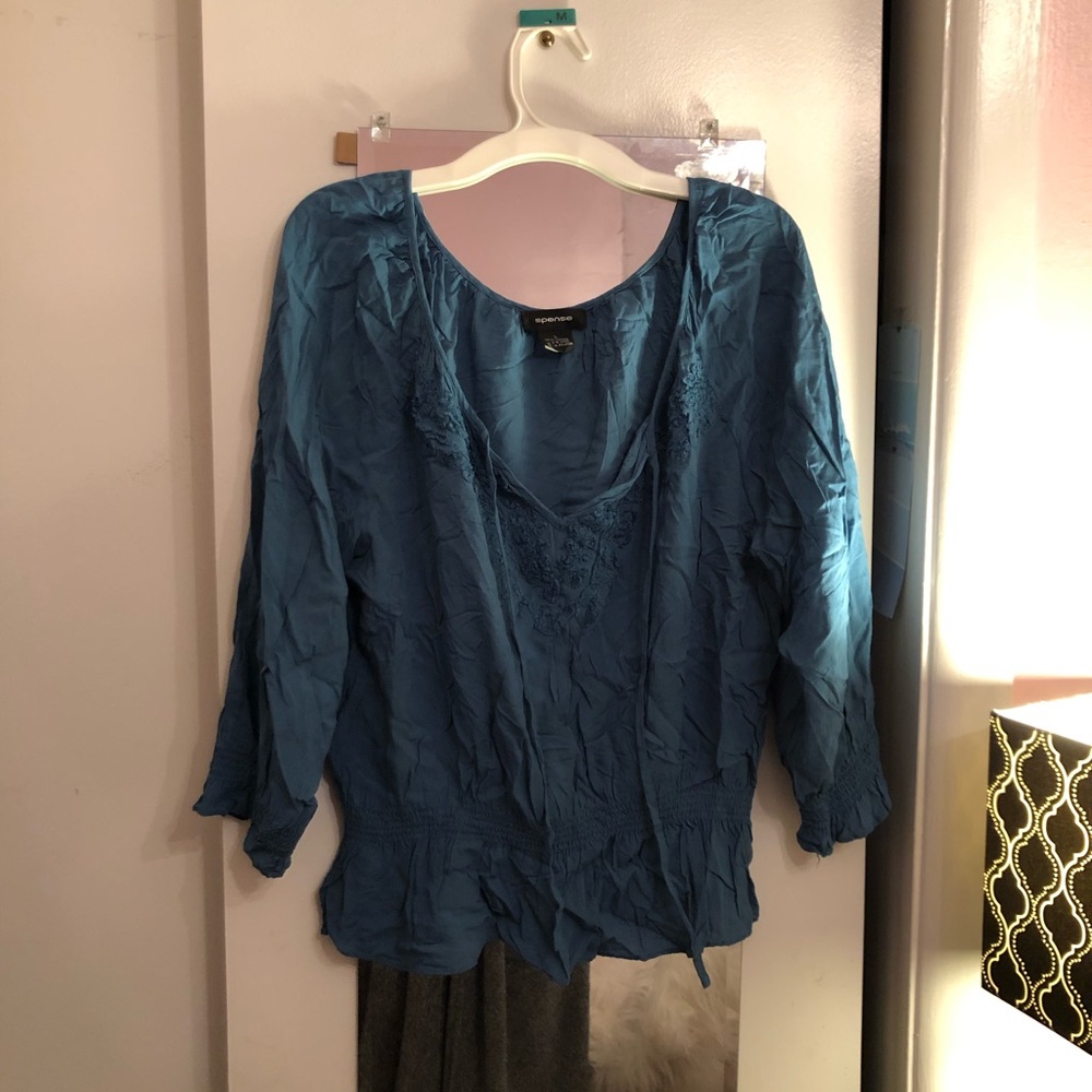 Very wrinkled but cute blue/green long sleeve!!